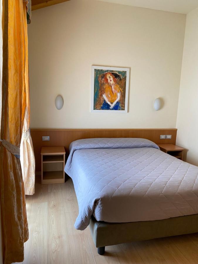 Al Brenta Hotel Levico Terme Bagian luar foto