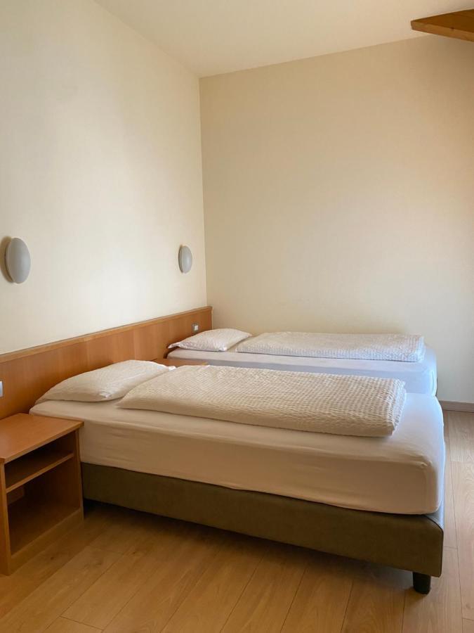 Al Brenta Hotel Levico Terme Bagian luar foto